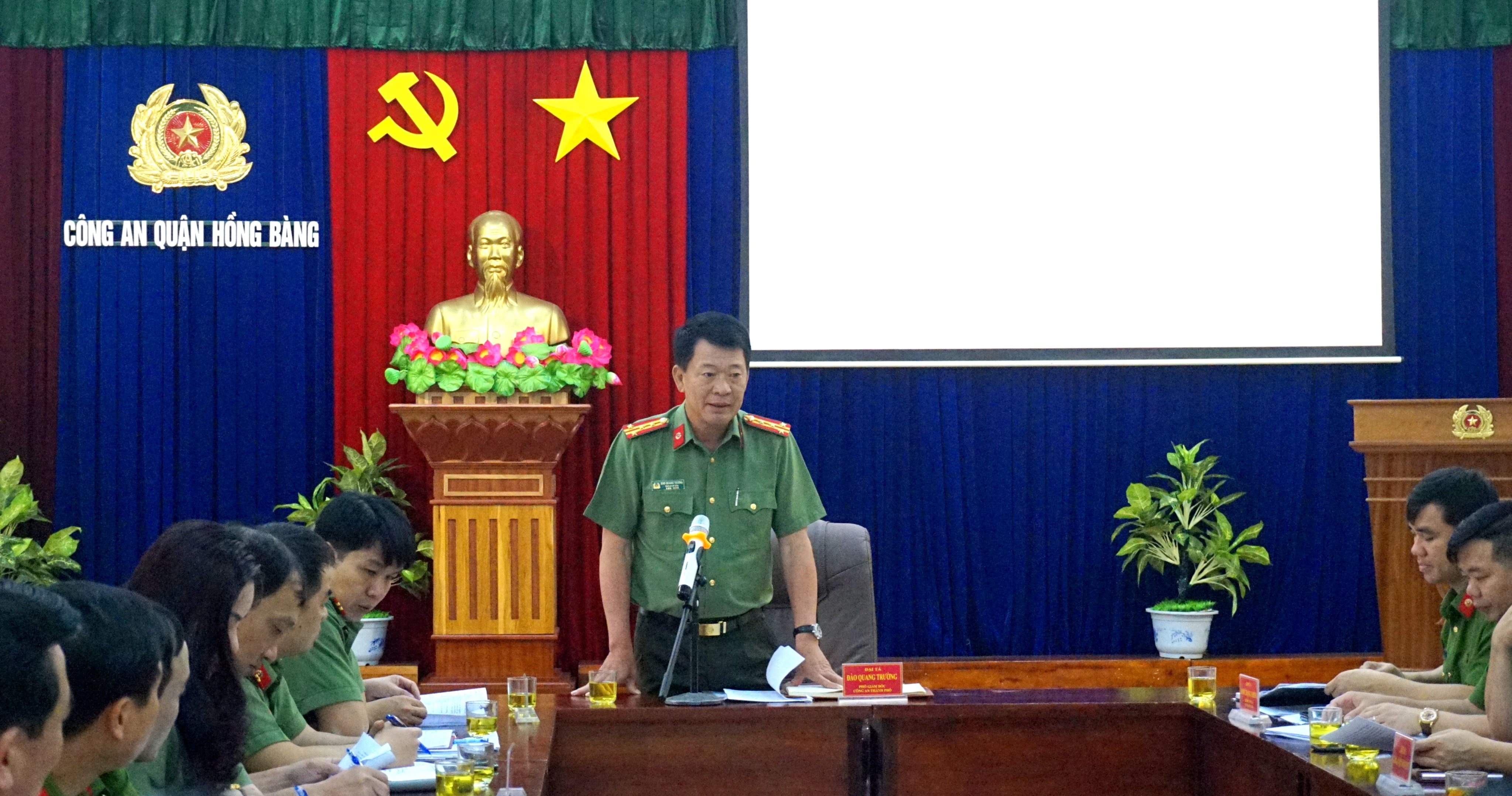 Kiểm tra công tác bảo đảm ANTT phục vụ bầu cử địa bàn quận Hồng Bàng, Lê Chân và các huyện Thủy Nguyên, Cát Hải, Bạch Long Vỹ